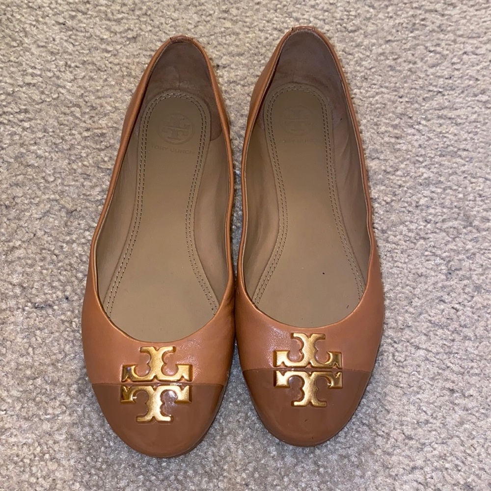 Tory Burch Logo Everly Ballet Flats